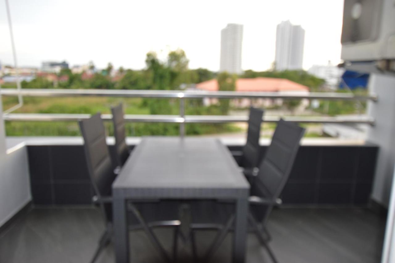 Villa Germania Jomtien Exterior foto